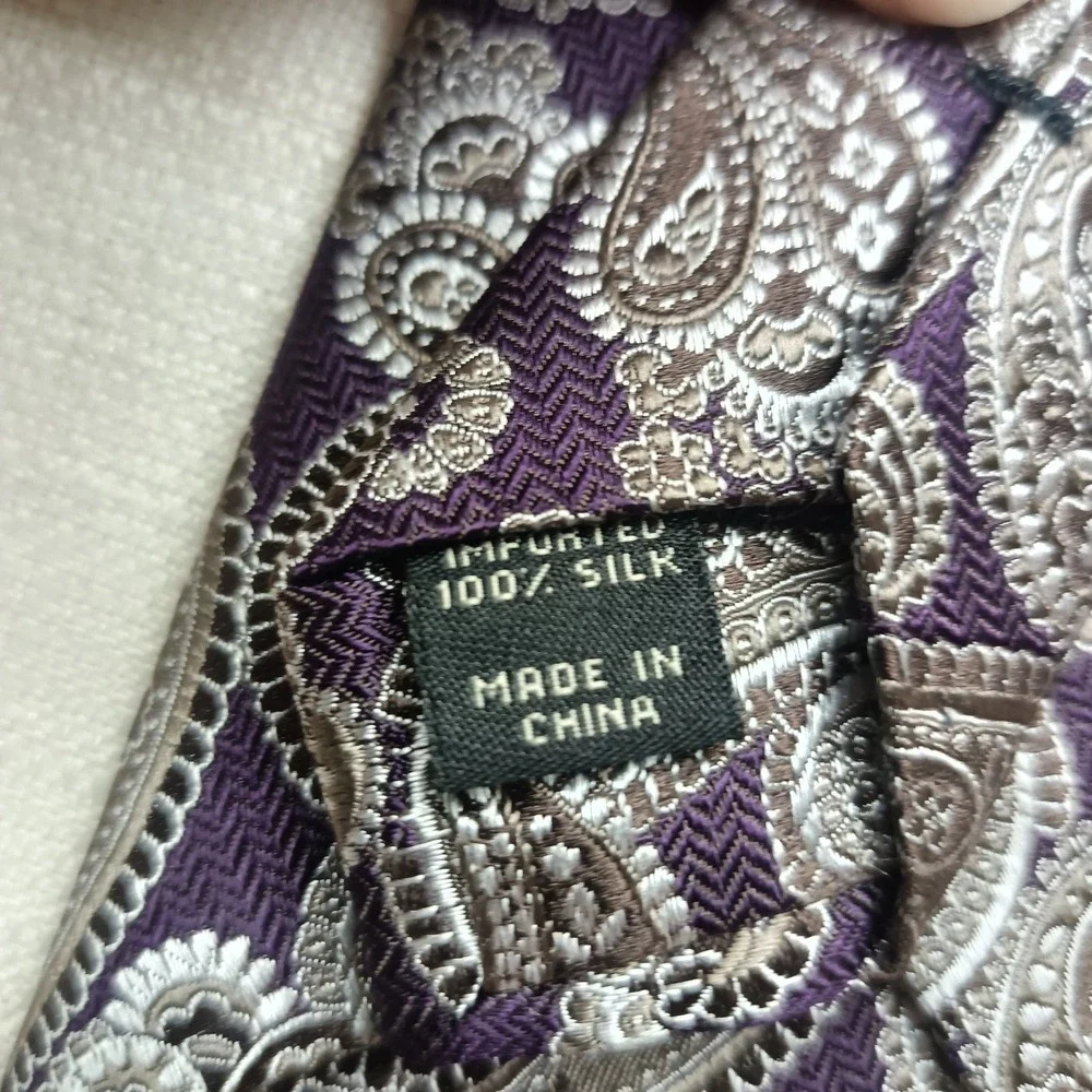 Jos A Bank Signature‎ Mens Purple Taupe Paisley Woven 100% Silk Tie 58in